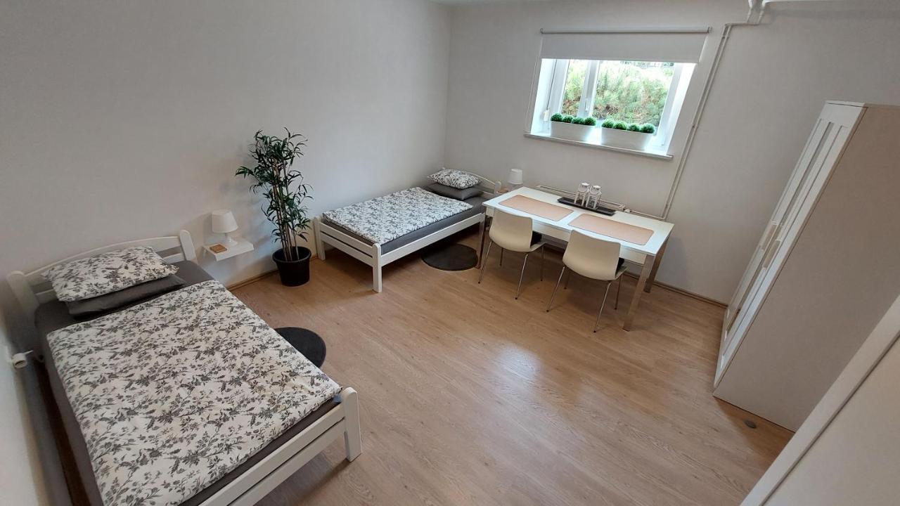 City Lodge Pine, Free Parking Любляна Екстер'єр фото